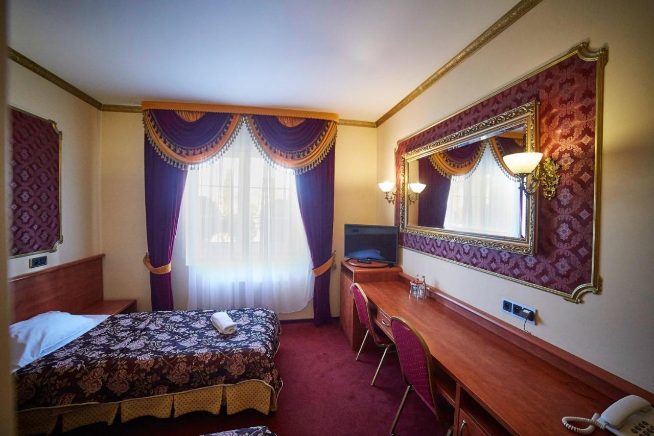 Hotel Palac Royal Rzeszów Zewnętrze zdjęcie