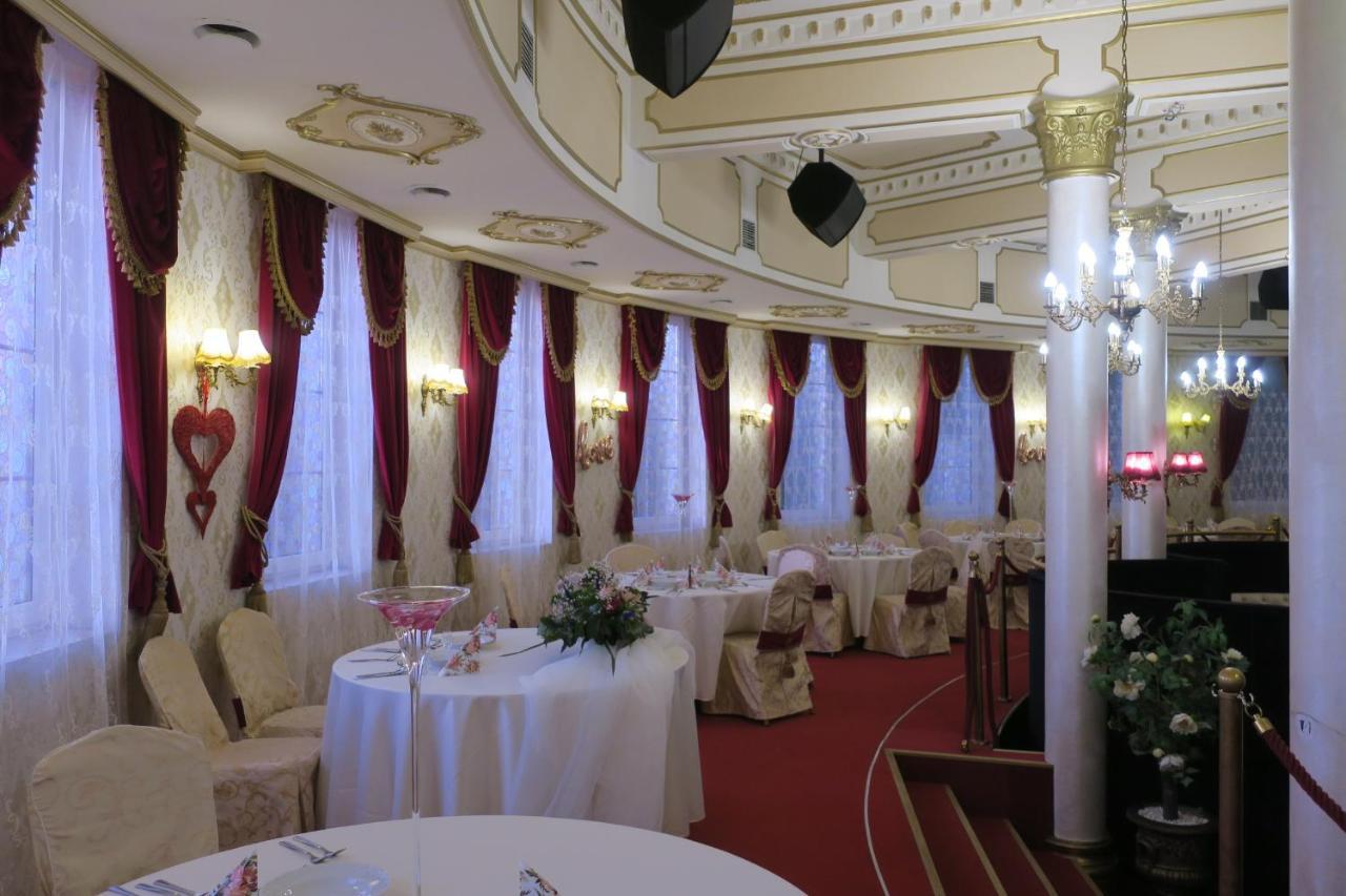 Hotel Palac Royal Rzeszów Zewnętrze zdjęcie