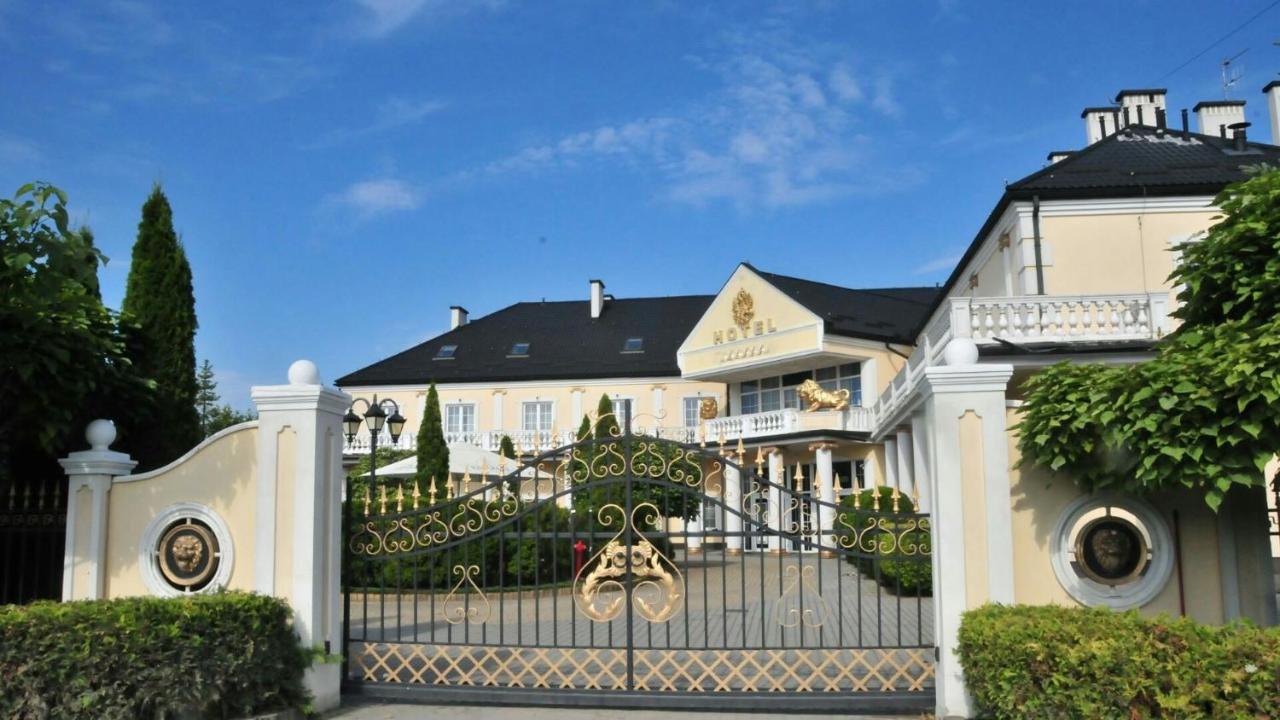 Hotel Palac Royal Rzeszów Zewnętrze zdjęcie