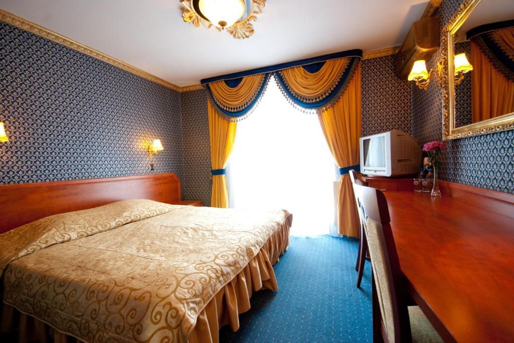 Hotel Palac Royal Rzeszów Pokój zdjęcie