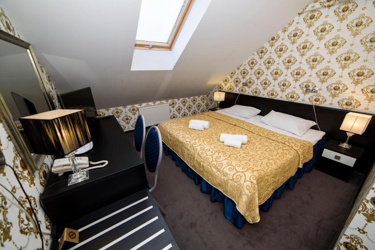 Hotel Palac Royal Rzeszów Zewnętrze zdjęcie
