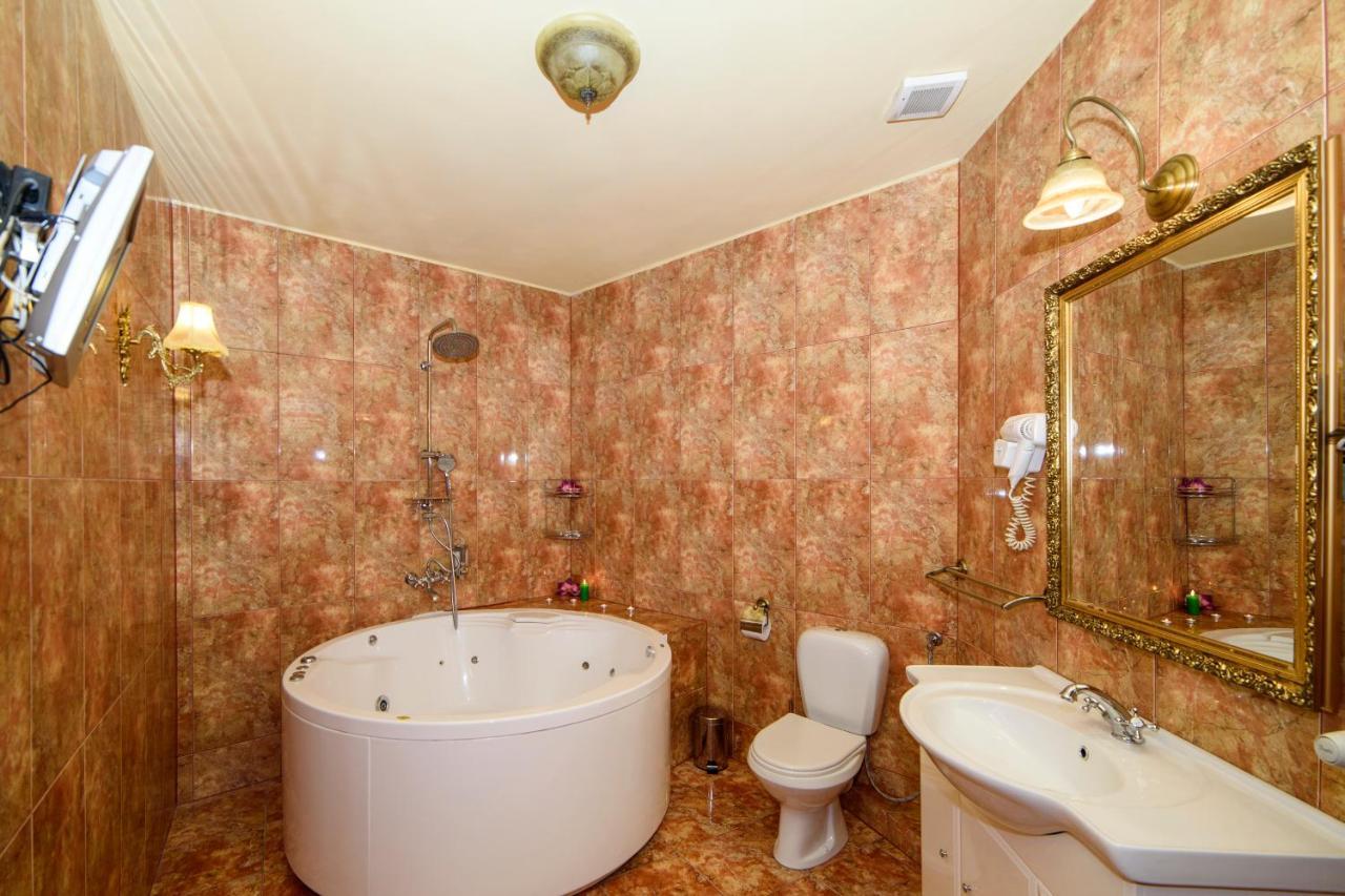 Hotel Palac Royal Rzeszów Zewnętrze zdjęcie